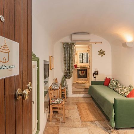 Extravacanza Central Station Бари Экстерьер фото
