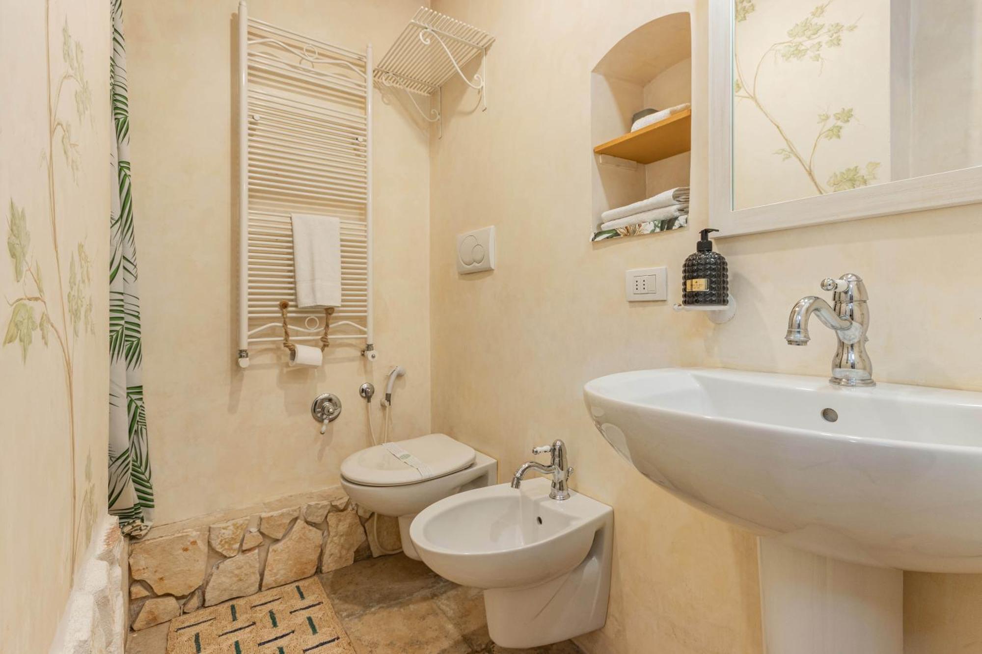 Extravacanza Central Station Бари Экстерьер фото